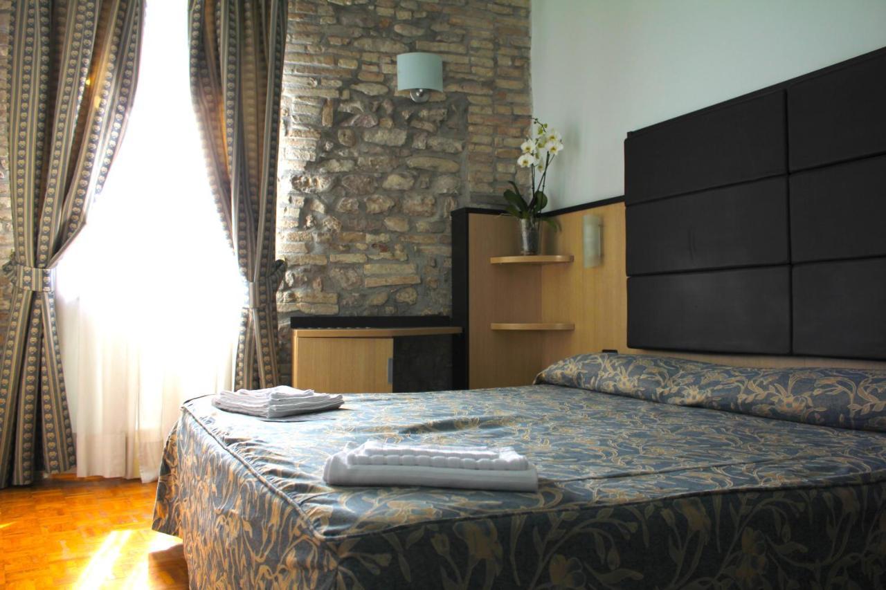 Hotel Il Castello Assisi Eksteriør billede