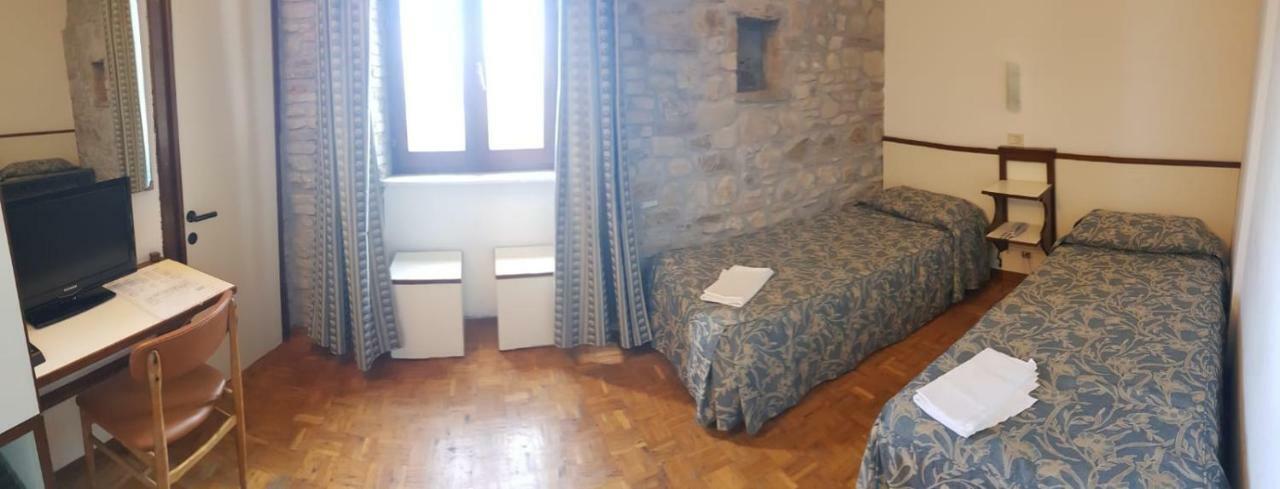 Hotel Il Castello Assisi Eksteriør billede